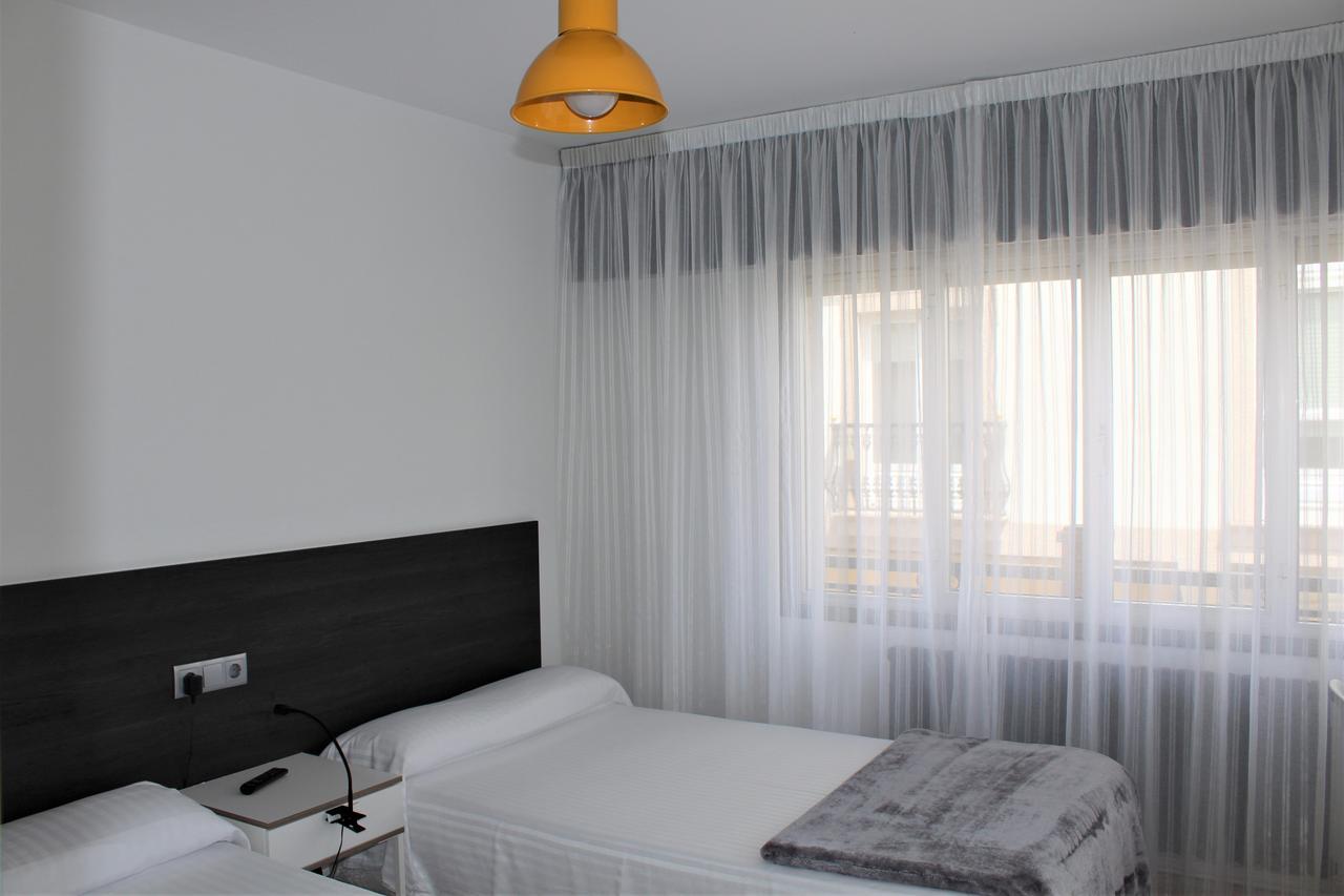 O Tobo Do Lobo Hotel Мелиде Екстериор снимка