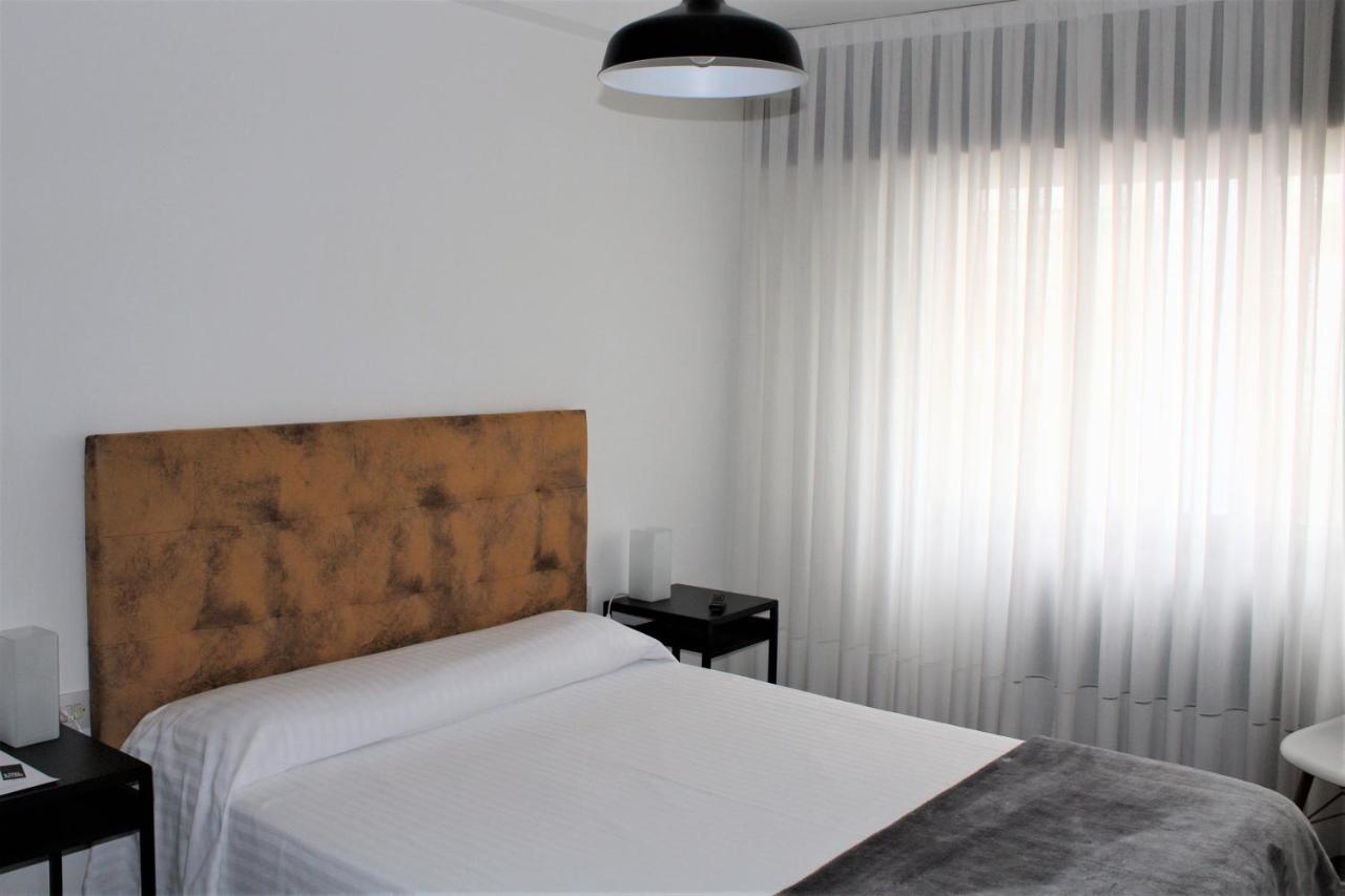 O Tobo Do Lobo Hotel Мелиде Екстериор снимка
